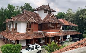 Vajra Ayurveda And Yoga Retreat